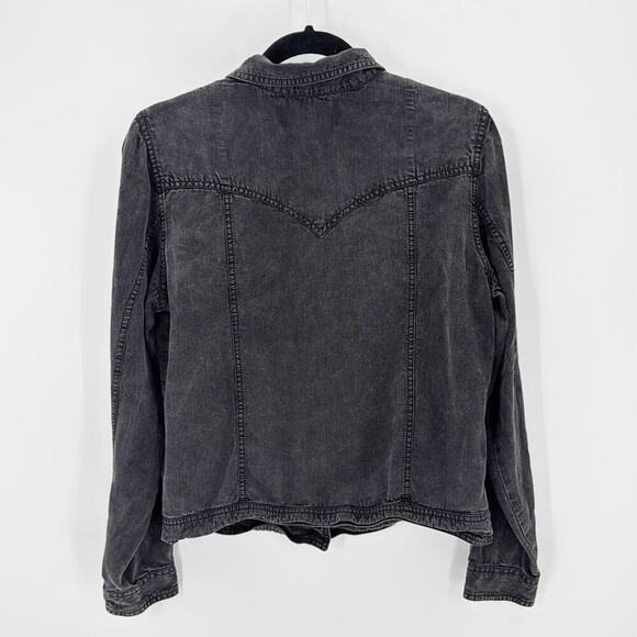 Ariat black gray lightweight shacket with Aztec native indigenous accent buttons - Picture 2 of 9